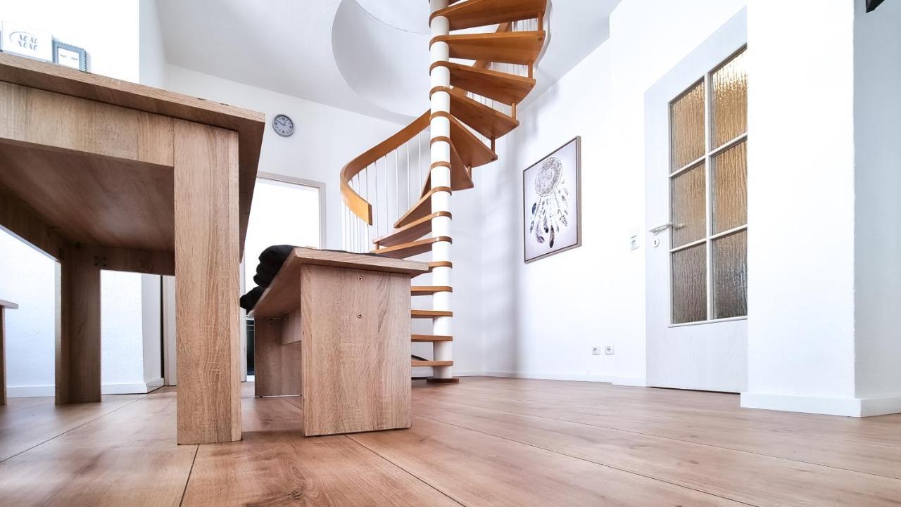 Malerische Maisonettewohnung Mit Zwei Balkonen Плауен Екстериор снимка